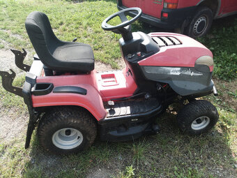 Zahradní traktor Castel Garden - Mountfield - 2