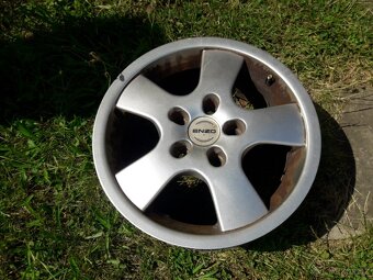 Alu disky Mazda 5x114,3 R15 x 6,5J, ET 40 - 2
