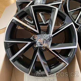 NOVÉ KAROQ R19 VEGA ČERNÉ ODPOČET DPH - 2