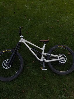 Rám Commencal Chalk Clash 2023 + TLUMIČ - 2