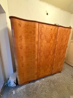 Retro šatní skříně - 2
