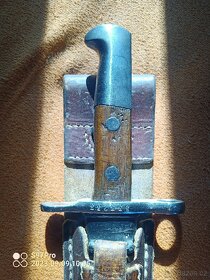 Bajonet Schmidt Rubin K 31 v top sběratelském stavu. - 2