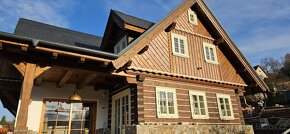 Tradiční roubenky z masivního smrkového dřeva - 2