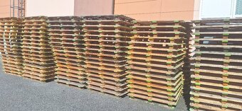 Palety 110x130 cm  větší množství - 2