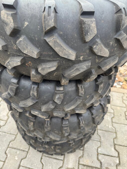 Kola R14 na pracovní čtyřkolku - 2