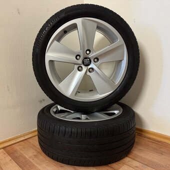 SEAT LEON FR 5x112 R17 ET51+LETNÍ 225/45R17 5mm - 2