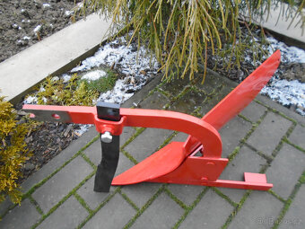 tera vari - pluh jednostranný pravý i levý // nový - 2