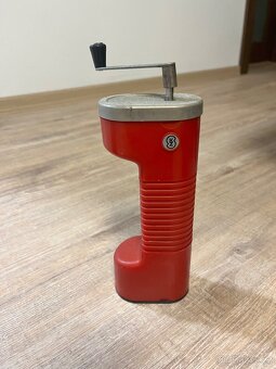 Retro mlynek na kavu - 2