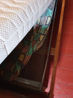 Starý nábytek za odvoz - 2