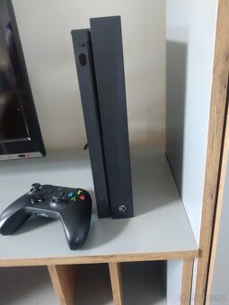 Xbox one x - 2