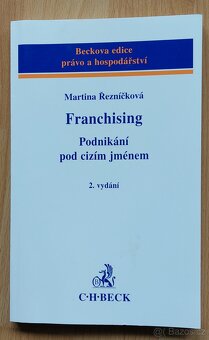 Knihy - odborné, hobby, atlas, beletrie - 2