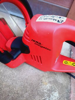 Elektrické nůžky na živý plot - 2