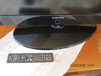 Televize SAMSUNG LE32A336D ůhlopříčka 81 cm. 32 palců - 2