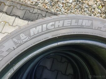 Pneu 245/45 R19 Michelin - 2