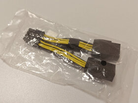 Napájecí kabel 2x 8 pin na 1x 8 pin - 2