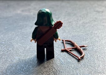 Lego The Hobbit - Mirkwood Elf Archer - 2
