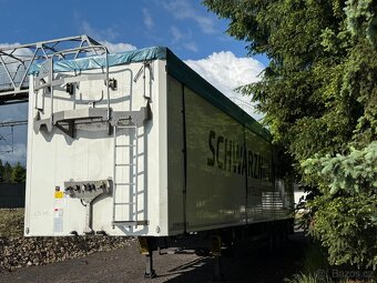 Schwarzmüller SPA 3/E posuvná podlaha - 2