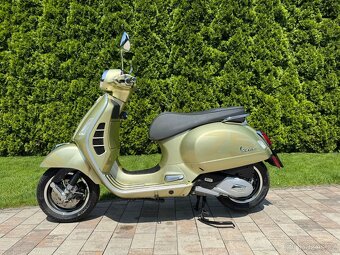 Vespa GTS 125 Supertech iget 75th Anniversary - 2