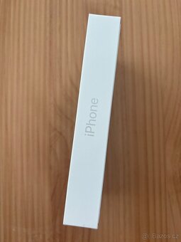iPhone 16e 256GB bílý - 2