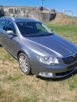 Škoda Superb 2.0 TDI 125kw/DSG 192000km Rezervace - 2
