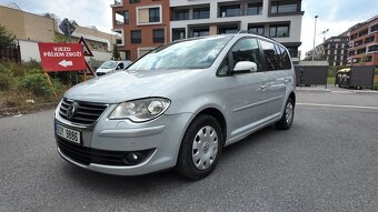VW Touran 2.0 TDI, DSG, 7mist - 2