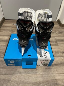 Brusle Bauer Vapor X3 velikost 7,5 EE - 2