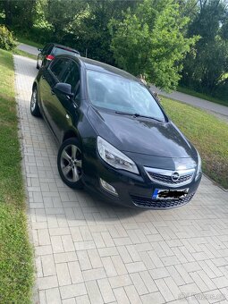 Opel Astra J - 2