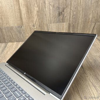 HP Probook 460 G11 (v záruke do Júna 2026) - 2