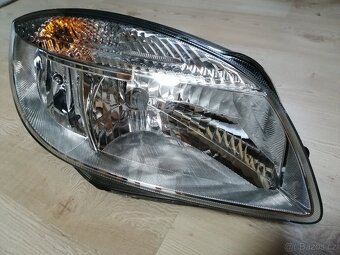 Škoda Fabia II Roomster přední světlo 5J1941018 - 2
