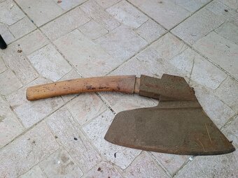 Tesařská sekera širočina - 2