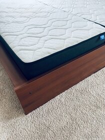 Manželská postel dřevěná Ikea 180x200 - 2