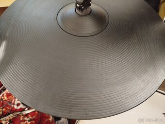 Roland CY18DR - 2