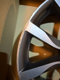 R19 ORIG.ALU DISKY MITSUBISHI 5X114,3 8JX19 ET46 - 2