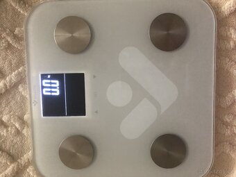 Osobní váha TrueLife FitScale W6 BT - 2