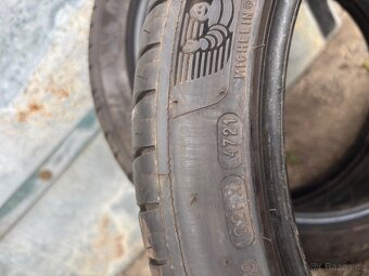 Prodám letní pneu 235/40/R18 - 2