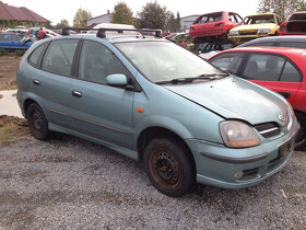 Nissan Almera Tino 2,2Di 2001 84kW - díly z auta - 2
