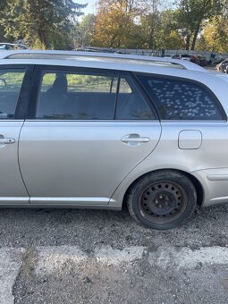 Toyota Avensis t25 2008 110kw 2.2 d4d - 2