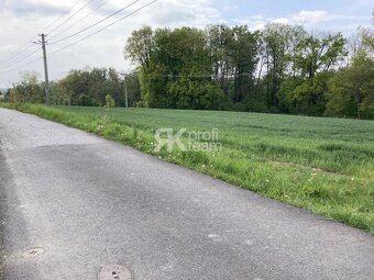 Prodej pozemku k bydlení, k.ú. Poruba - 2