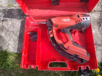 Nastřelovací pistole Hilti - 2