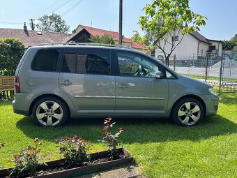 Vw Touran 2.0 tdi 103kw - 2