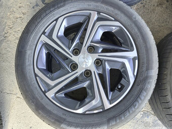 Originál alu kola 16" na Hyundai i30 letní - 2