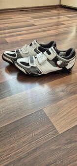 Tretry Shimano vel.40 M089 - 2