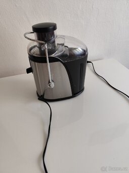 Odšťavňovač SENCOR – málo používaný, 600 W - 2