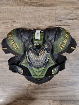 Prodám Hokejové chrániče Bauer Supreme GS Camo, Junior M - 2