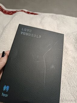 BTS album- Love yourself:Tear, v. O - 2