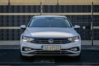 Volkswagen Passat Variant 2.0 TDI EVO Elegance DSG - 2