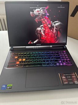 MSI Vector 16 HX AI A2XW ( 2025 ) - 2