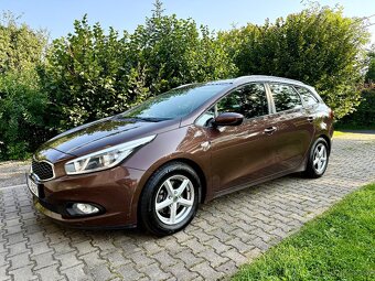 Kia Ceed, 2013, 1.4 CRDi 66kW, klima, tempomat, tažné - 2