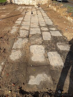 Staré žulové desky - minimální odběr od 15 m2 - 2