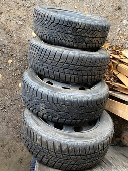 Zimní pneu 185/60 R15 - 2